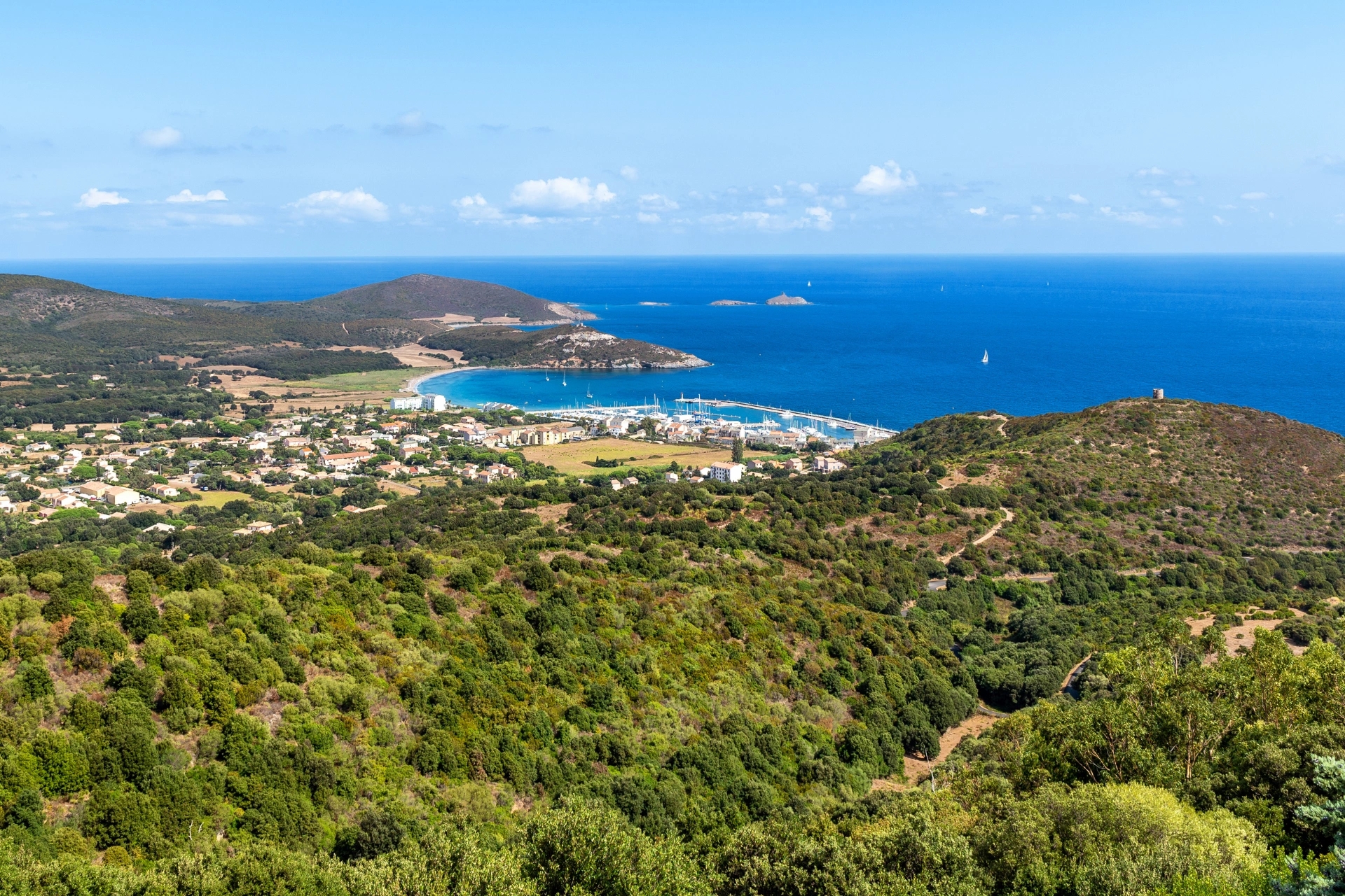 Hôtel à Tomino dans le Cap Corse
