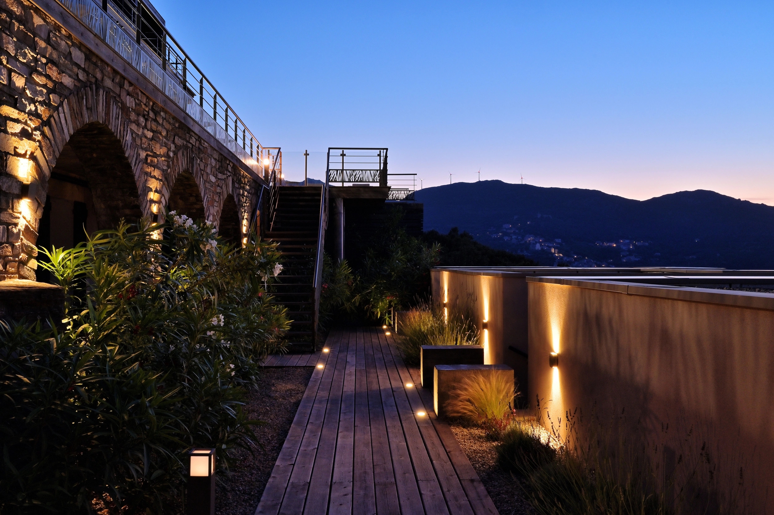 L'espace paisible de l'hôtel 4 étoiles Tomino dans le Cap Corse